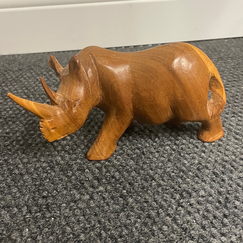 Lot of 3 Hand carved wooden animals safari elephant water buffalo rhino - Picture 3 of 7